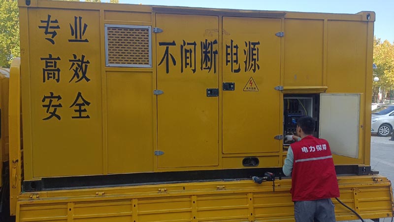淮上柴油发电机组和UPS电源配合使用时,如何避免切换过程中的电力中断?